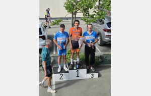 Nouveau podium pour le VCMB au GP de Saint-Etienne du bois: José est 3ème, Thierry 4ème 